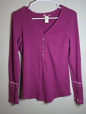 Sundance Long Sleeve Waffle Knit Henley Top Magenta Size L Boho Chic